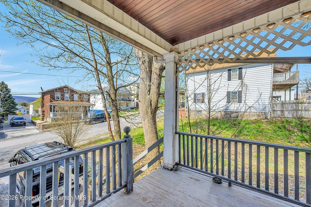 1019 S Webster Avenue - Photo 2
