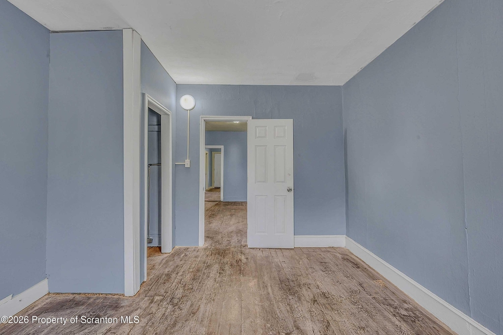 1019 S Webster Avenue - Photo 4