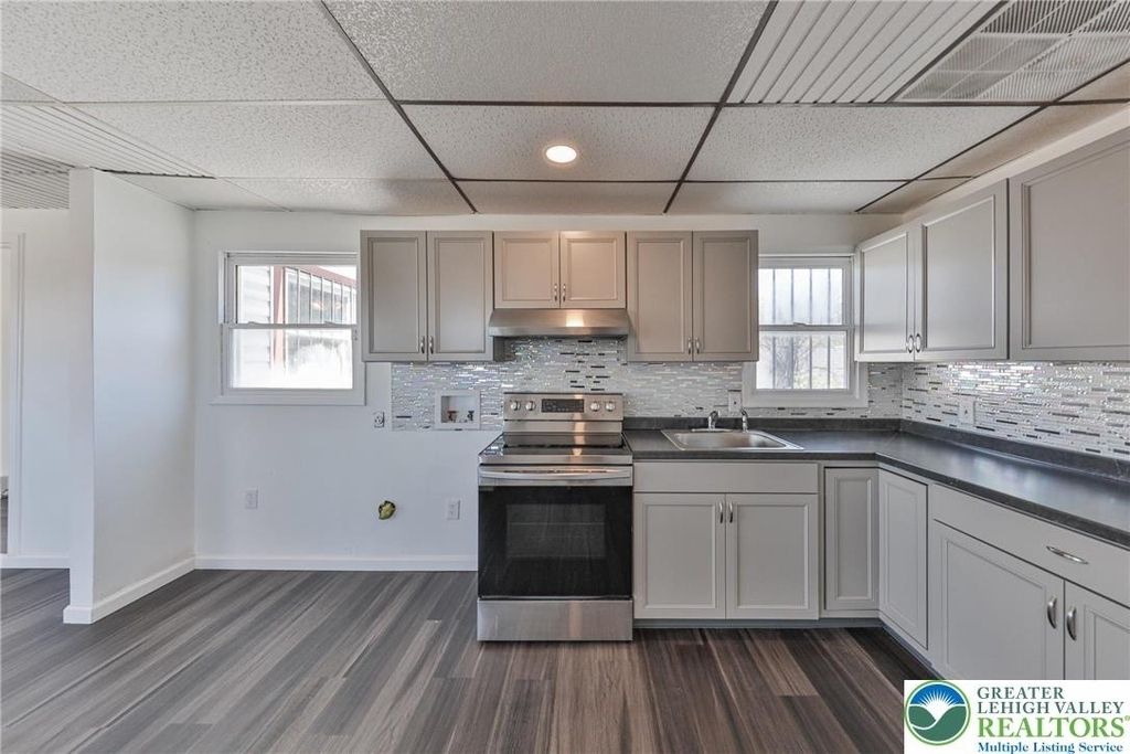 1130 Pembroke Road - Photo 10