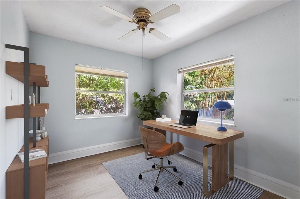 811 W Amelia Avenue - Photo 5