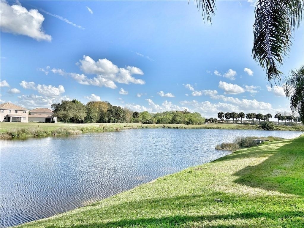 915 Fairwaycove Lane - Photo 24