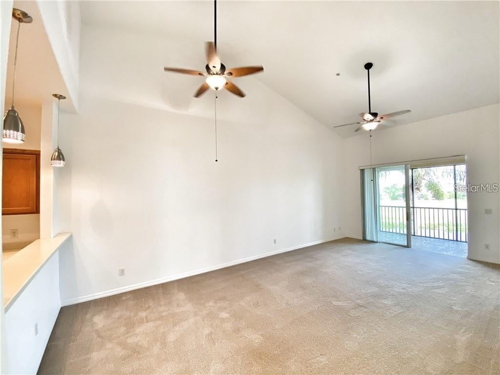 915 Fairwaycove Lane - Photo 9