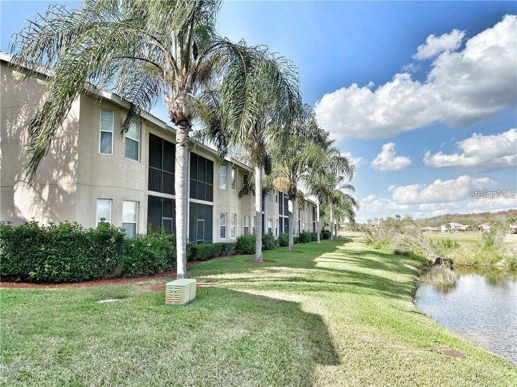 915 Fairwaycove Lane - Photo 25