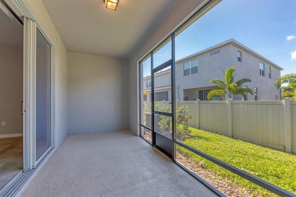 8657 Palmer Park Circle - Photo 23