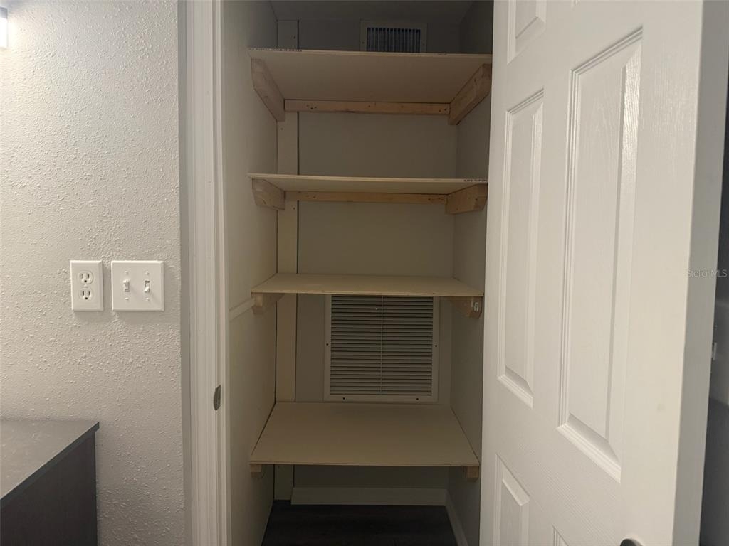 6519 W Newberry Road - Photo 14
