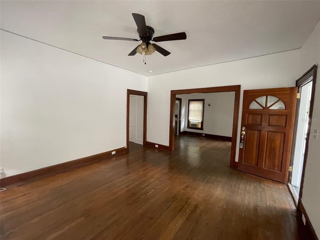 2635 W University Avenue - Photo 3