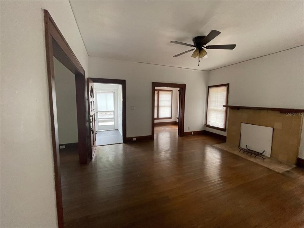 2635 W University Avenue - Photo 8