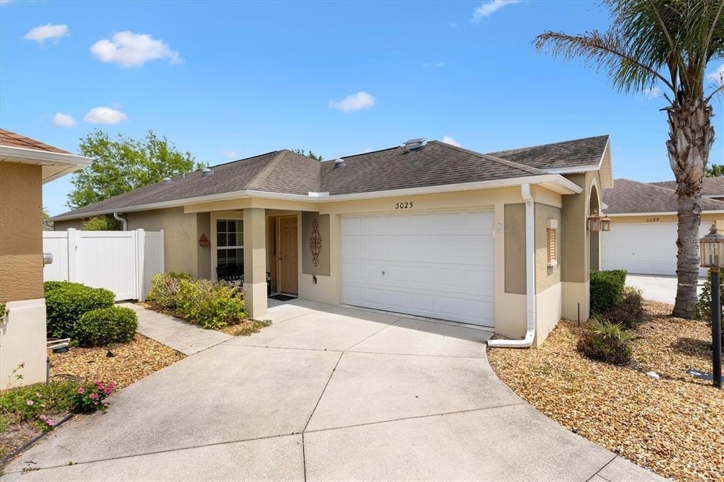 3025 Bartow Lane - Photo 0