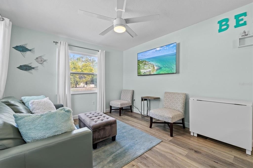 2084 Grove Street - Photo 6