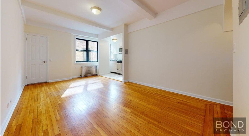 West 101st   Street - Photo 0