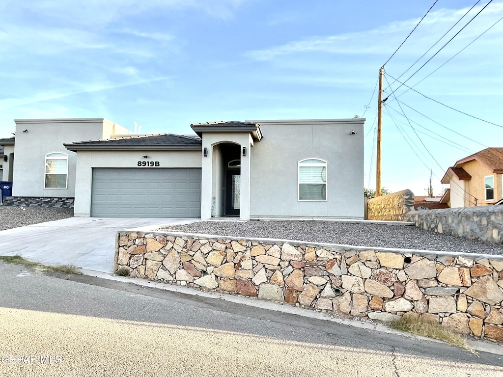 8919 Eclipse Street - Photo 1