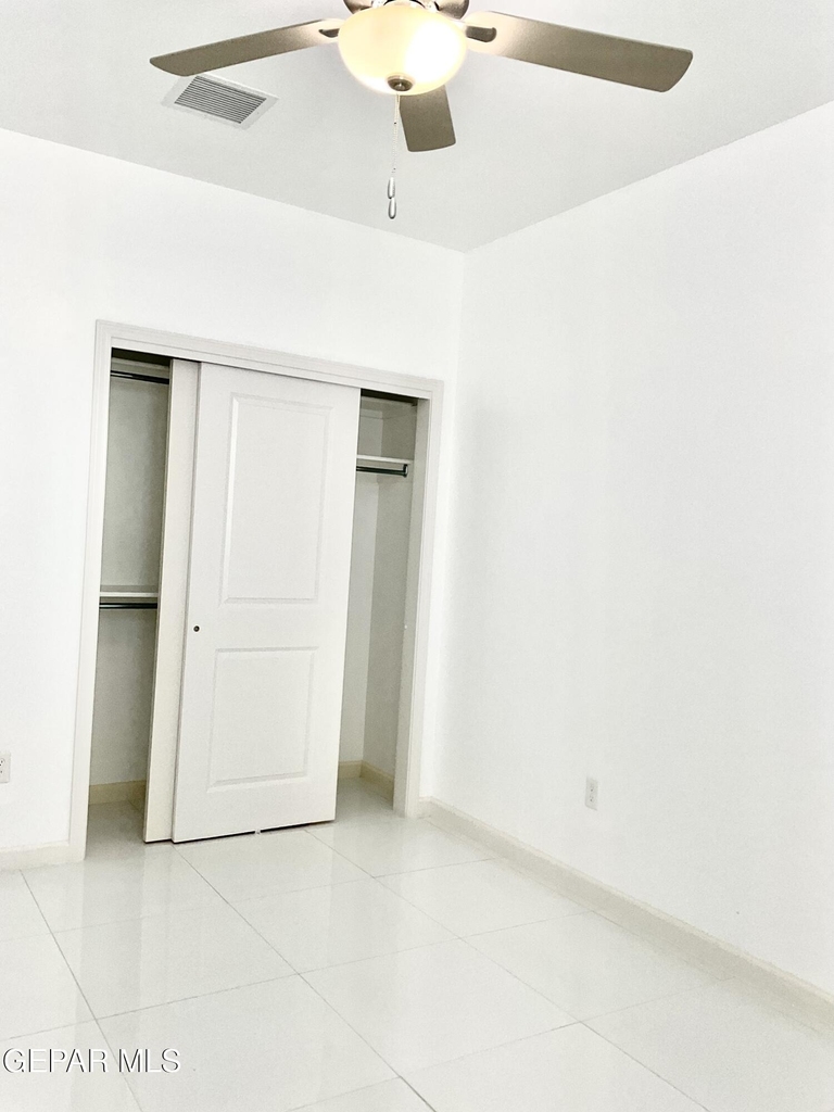 8919 Eclipse Street - Photo 6