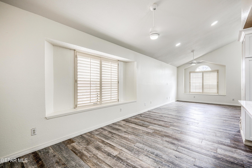 5733 Saplinas Road - Photo 15