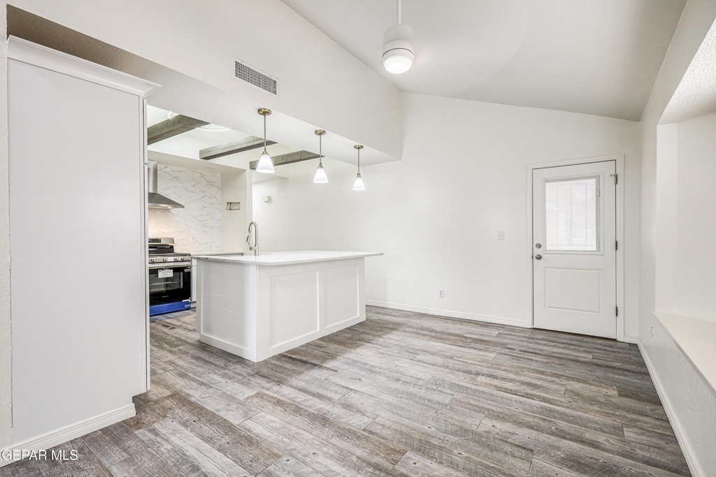 5733 Saplinas Road - Photo 9