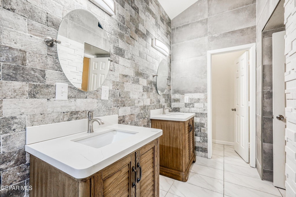 5733 Saplinas Road - Photo 36