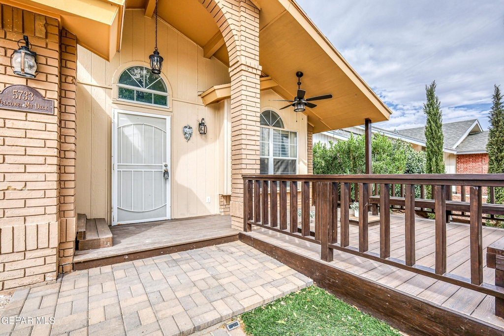 5733 Saplinas Road - Photo 7