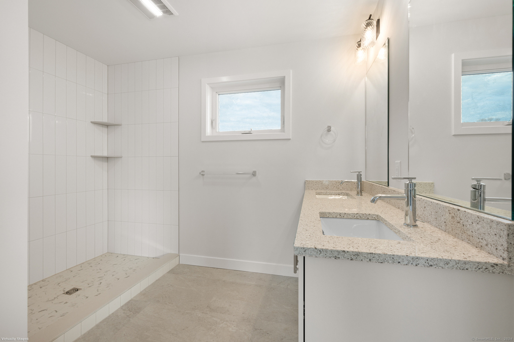 100 Main Street - Photo 9