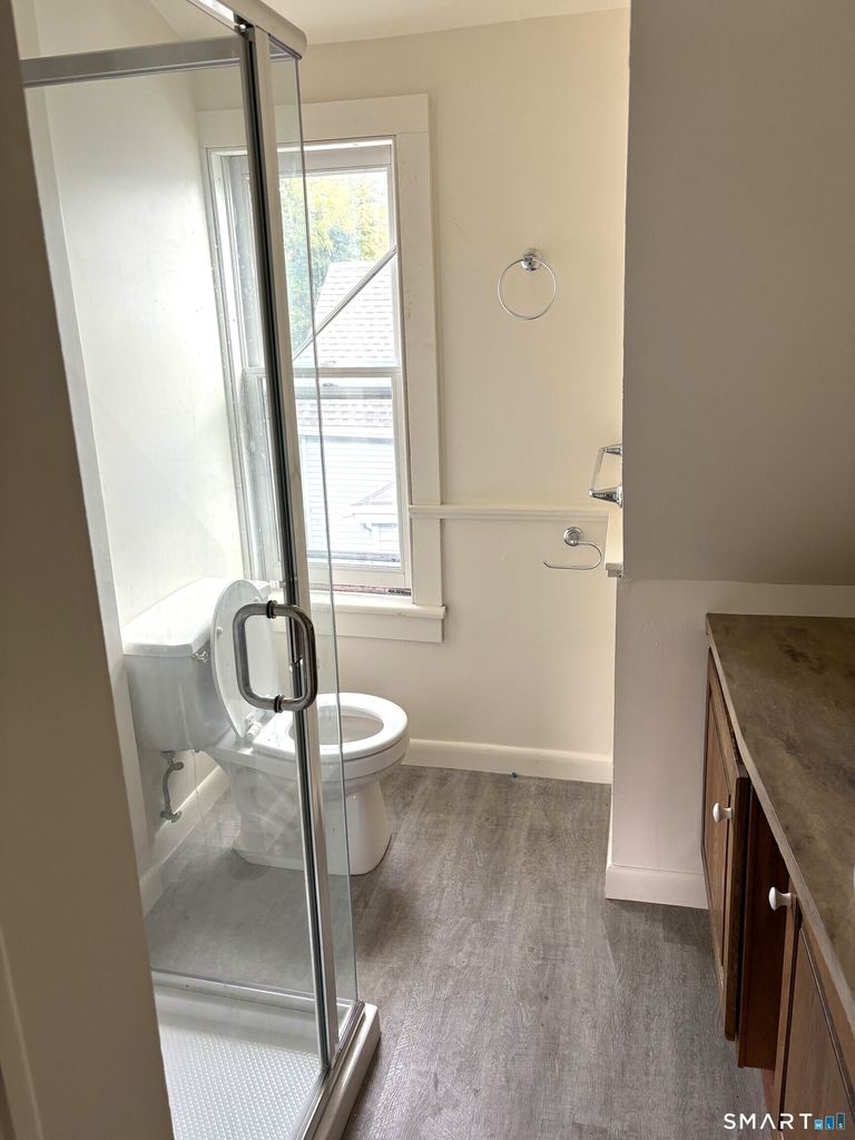 1310 Stanley Street - Photo 11