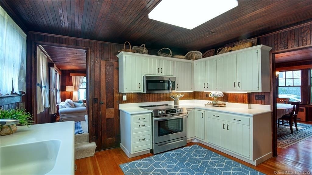 106 Shore Avenue - Photo 14