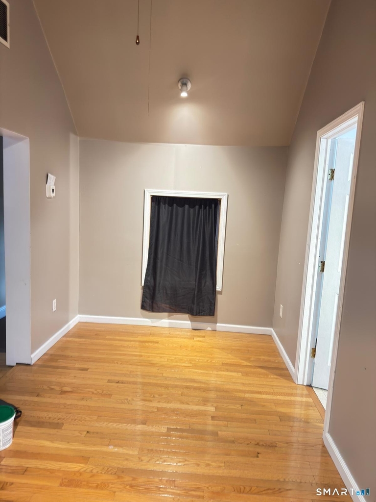 32 Winter Street - Photo 5