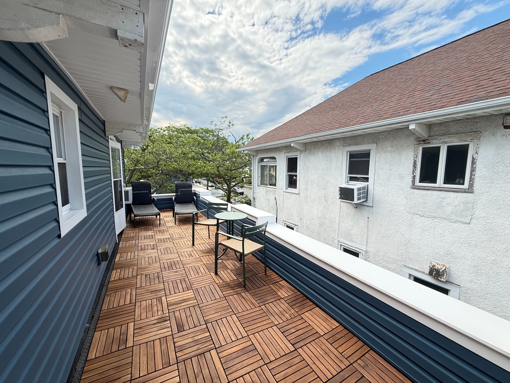 470 Lafayette Blvd Long Beach - Photo 2