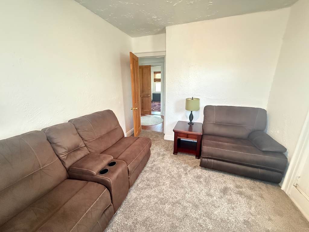470 Lafayette Blvd Long Beach - Photo 5