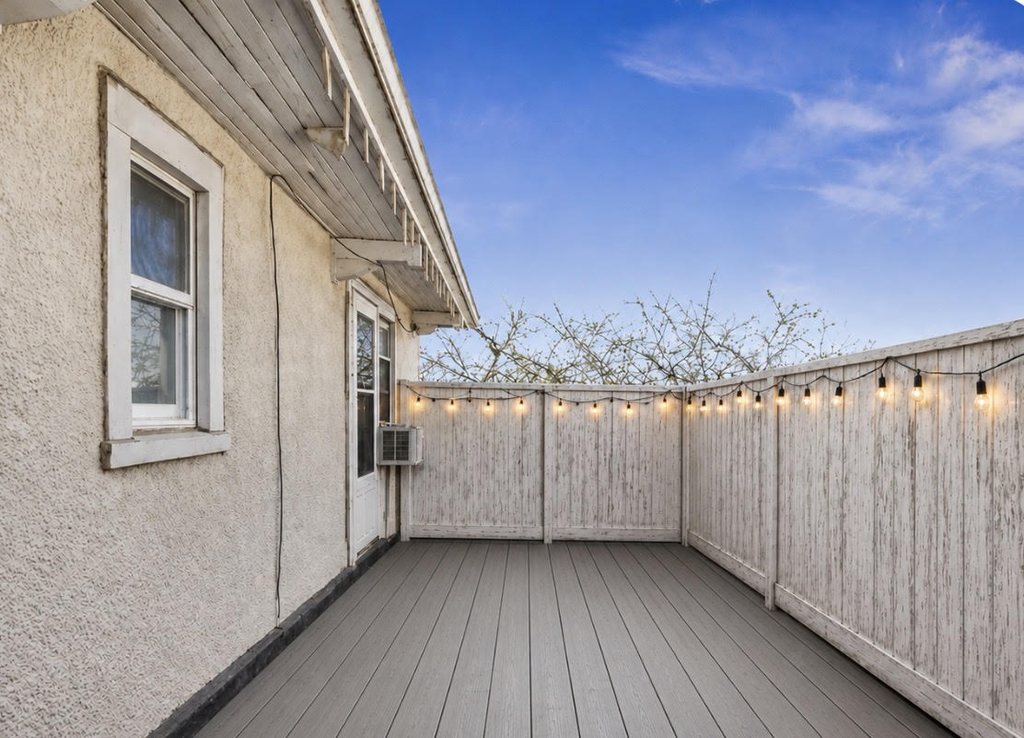 470 Lafayette Blvd Long Beach - Photo 1
