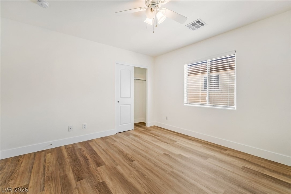 9372 Glendora Valley Street - Photo 17