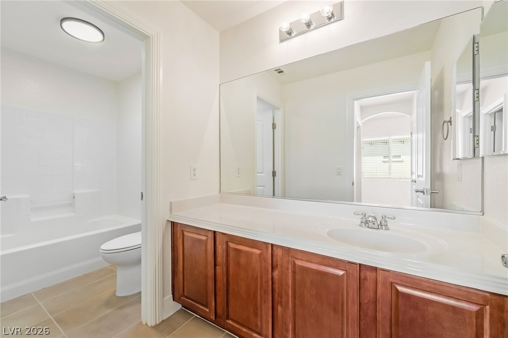 9372 Glendora Valley Street - Photo 18