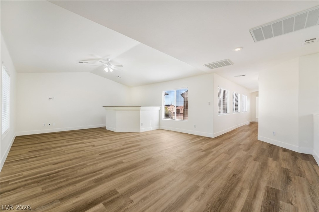 9372 Glendora Valley Street - Photo 11