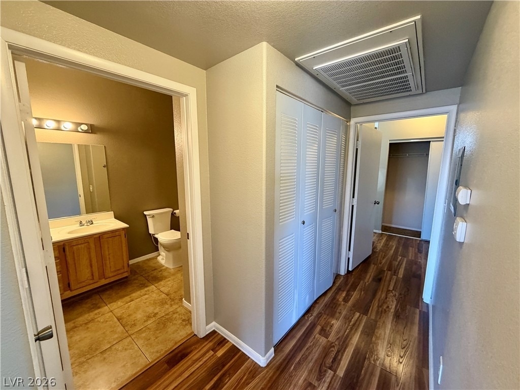 5650 E Sahara Avenue - Photo 10