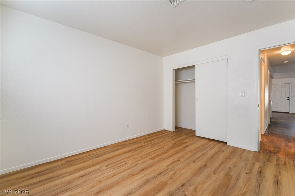 1611 E Harmon Avenue - Photo 25