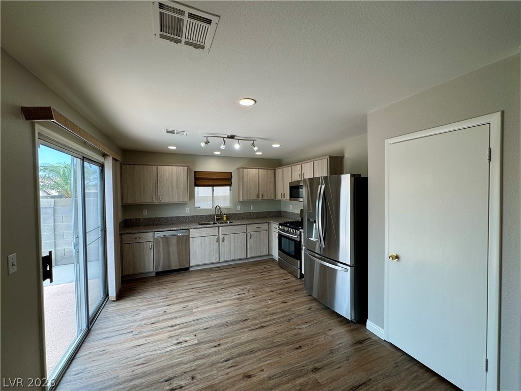 628 Carlos Julio Avenue - Photo 9