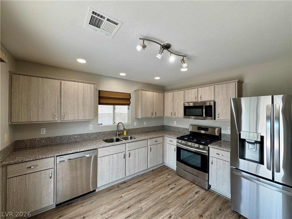 628 Carlos Julio Avenue - Photo 12