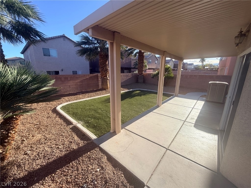 625 Sterling Spur Avenue - Photo 9