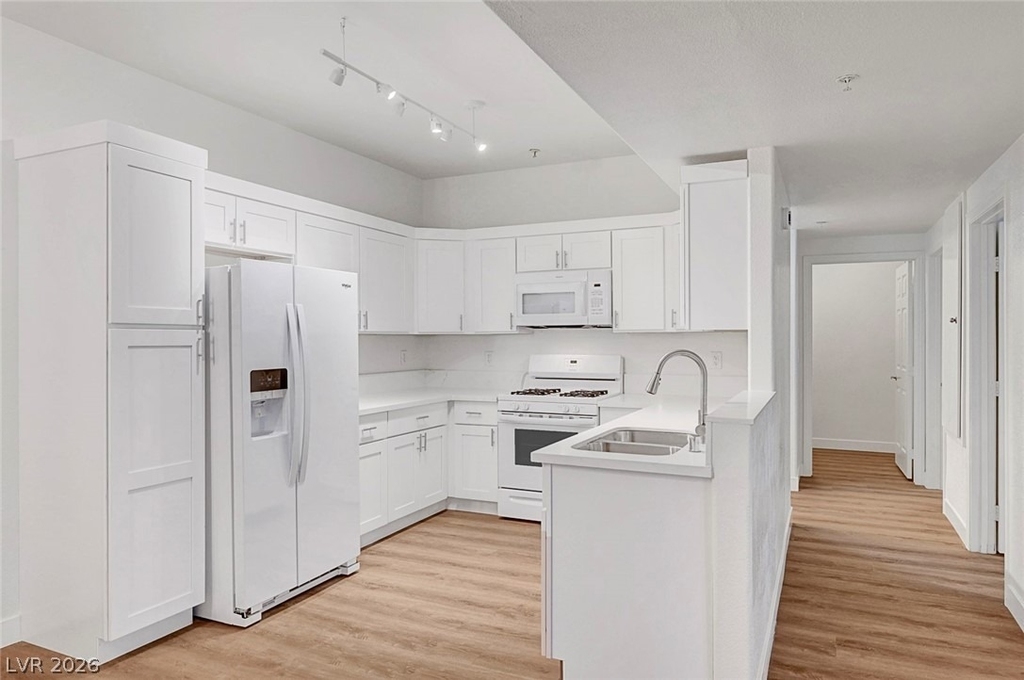 2291 W Horizon Ridge Parkway - Photo 1