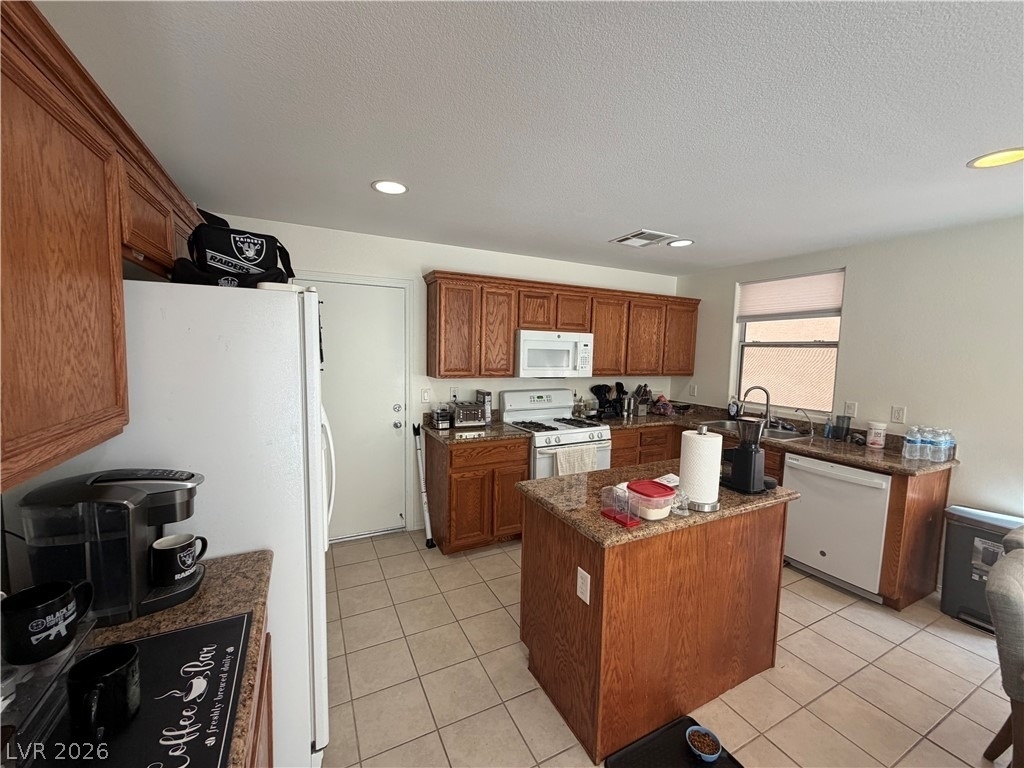 2515 Begonia Valley Avenue - Photo 6
