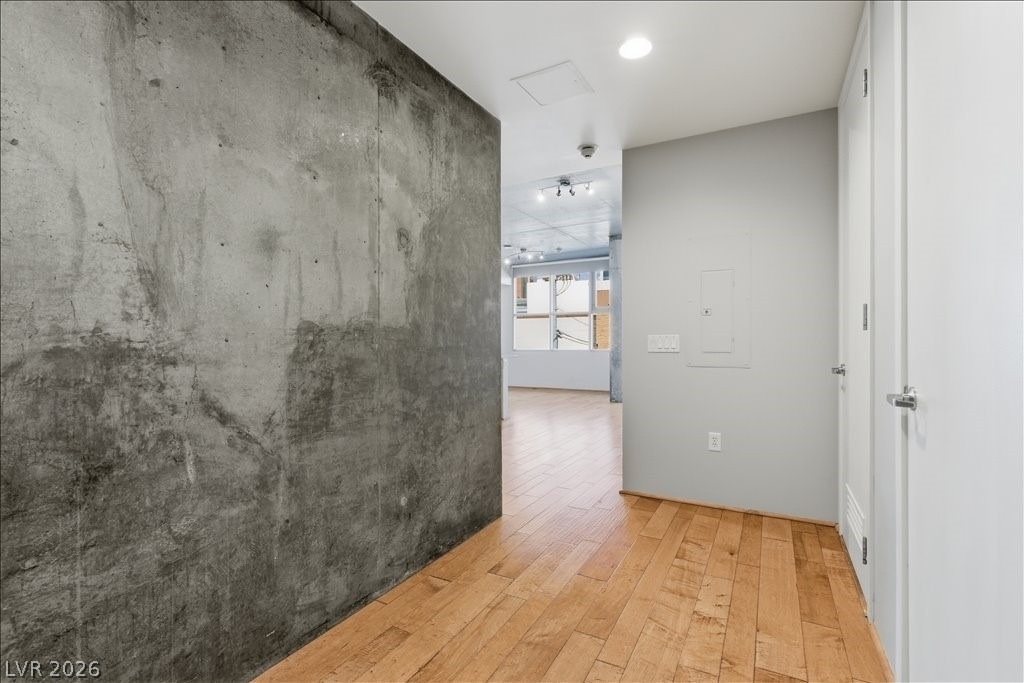 353 E Bonneville Avenue - Photo 12