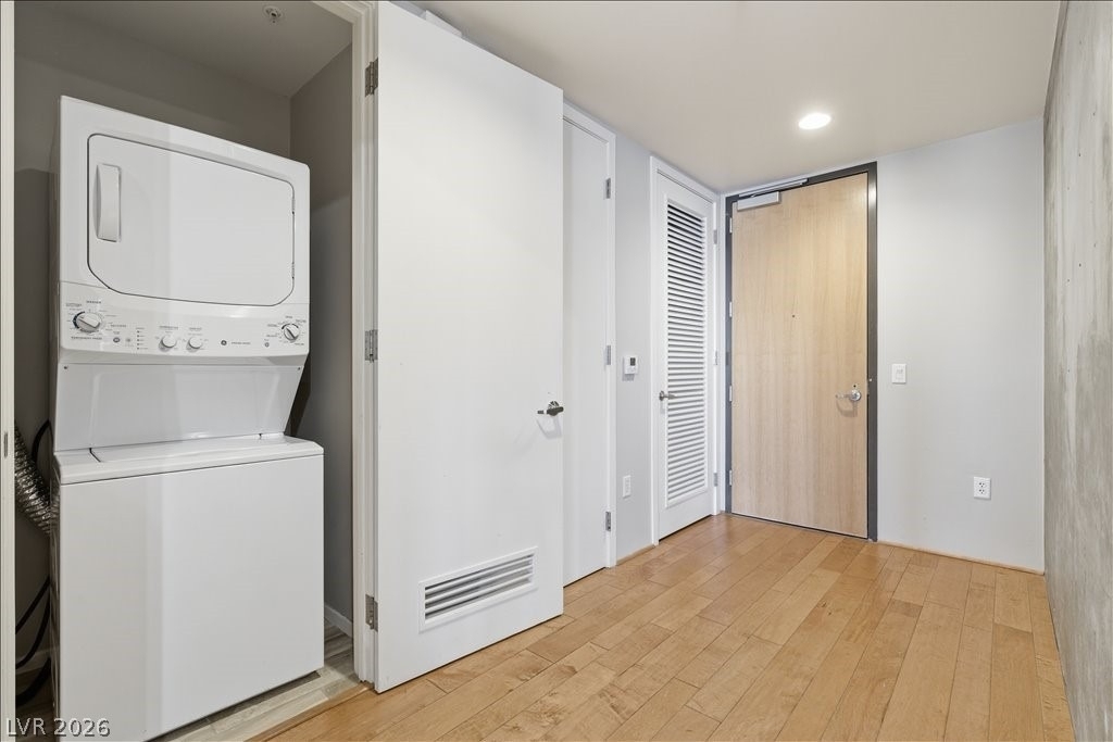 353 E Bonneville Avenue - Photo 13