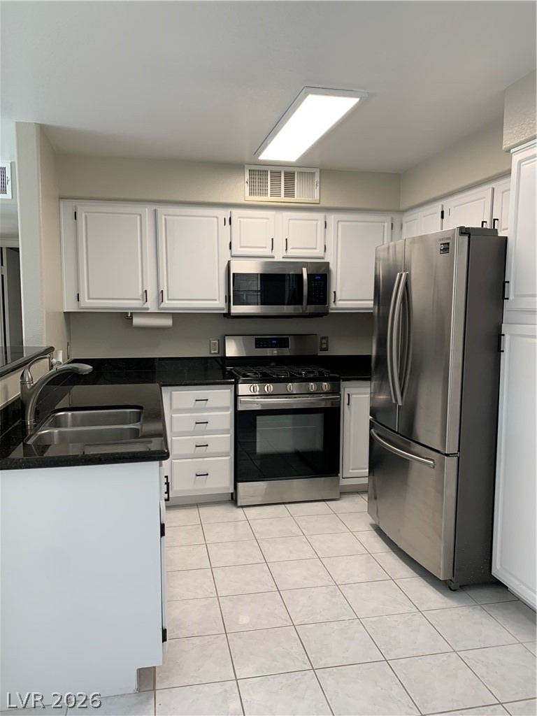 5710 E Tropicana Avenue - Photo 14