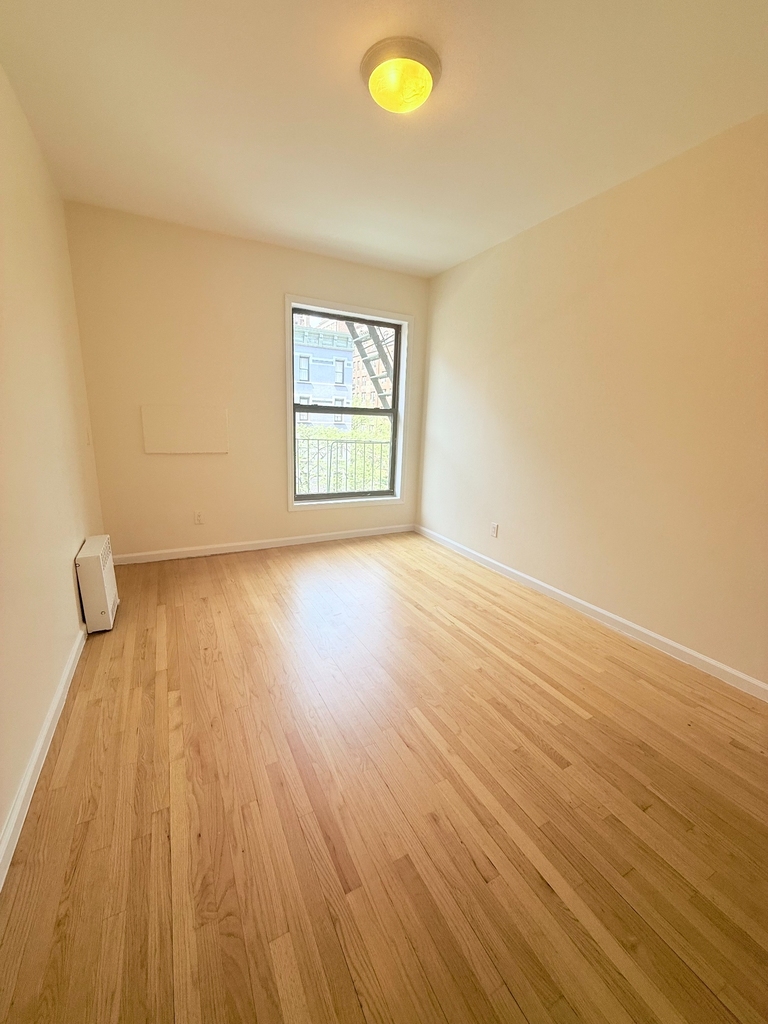 46 West 73rd Street - Photo 1