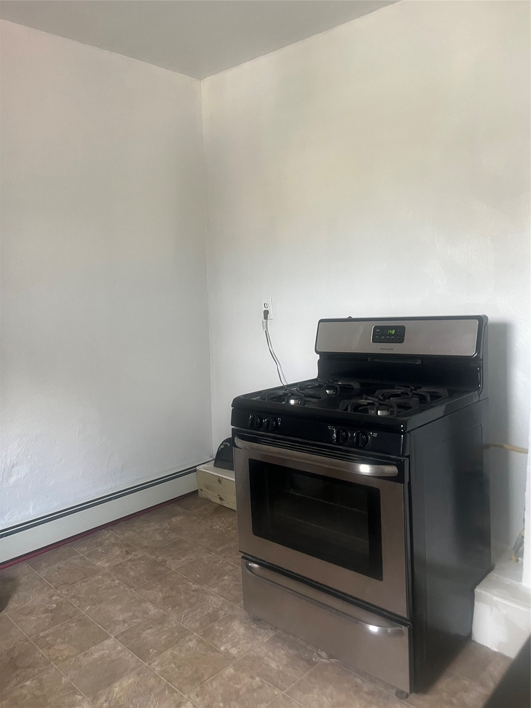 127 Burbank Ave - Photo 14