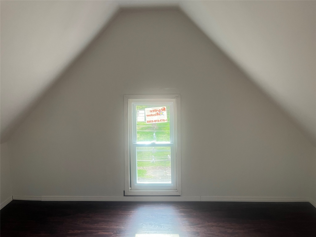 127 Burbank Ave - Photo 6