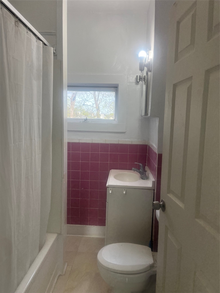 127 Burbank Ave - Photo 13