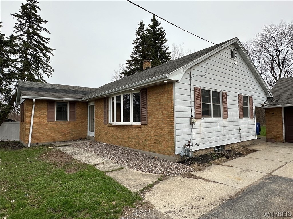 2791 N Forest Road - Photo 1