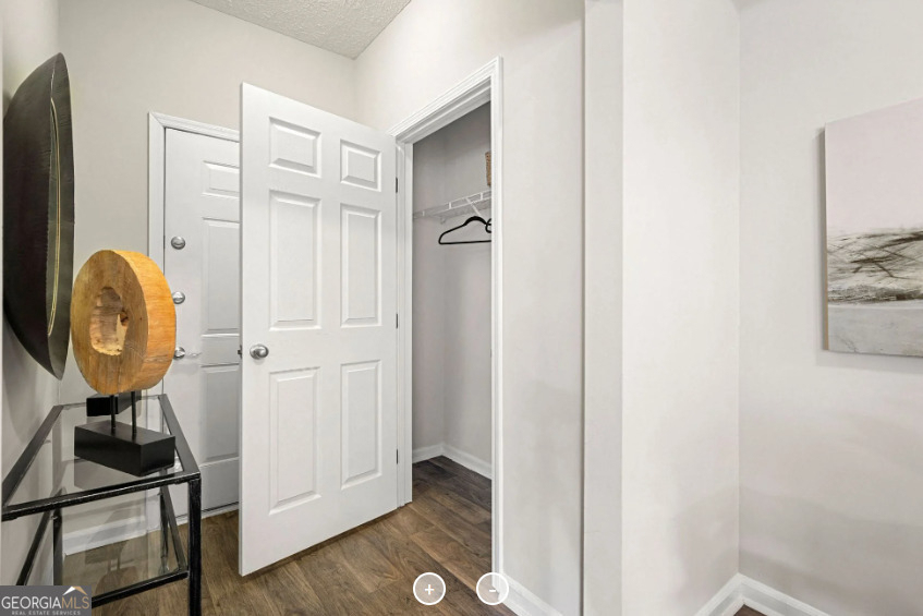 7150 W Peachtree Dunwoody Road - Photo 7