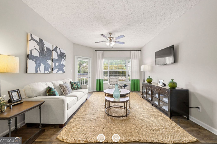 7150 W Peachtree Dunwoody Road - Photo 4