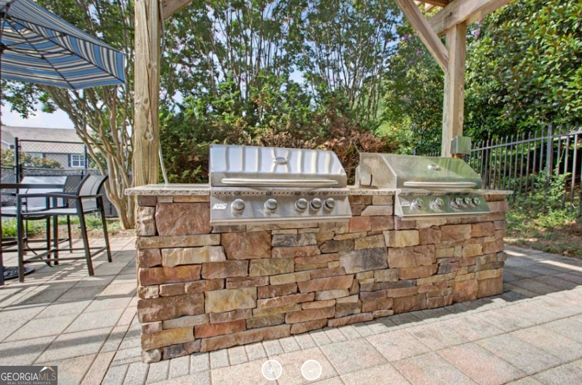 7150 W Peachtree Dunwoody Road - Photo 29