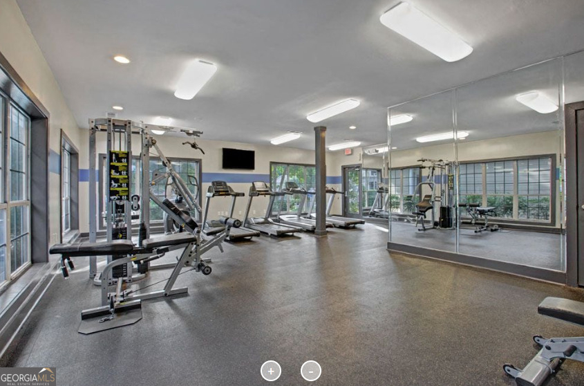 7150 W Peachtree Dunwoody Road - Photo 28