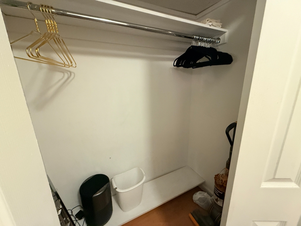 319 East 50th Street - Photo 16
